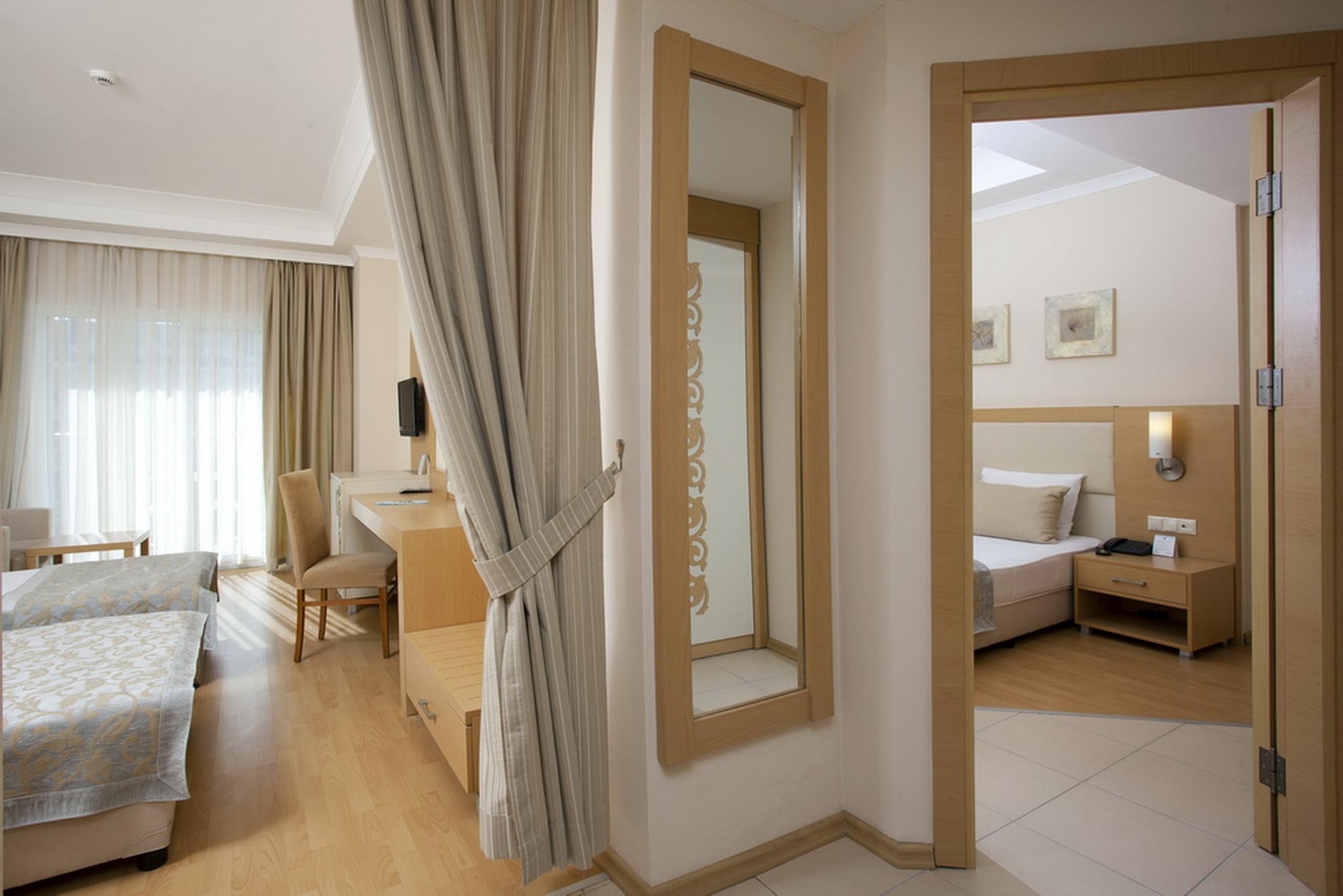 Titan Select Hotel Конаклы Экстерьер фото